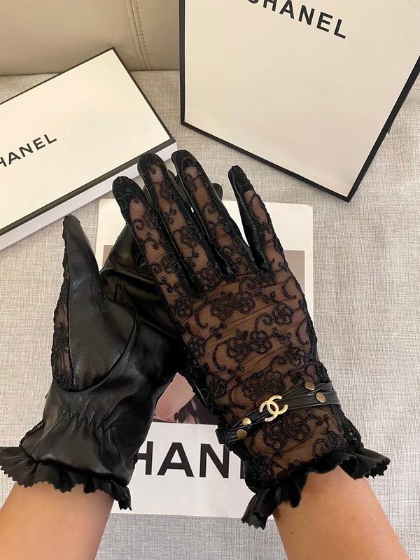 Chanel gloves hm136